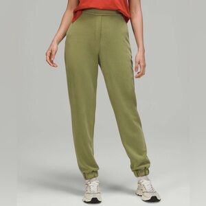 Lululemon softstreame relaxed high rise pant